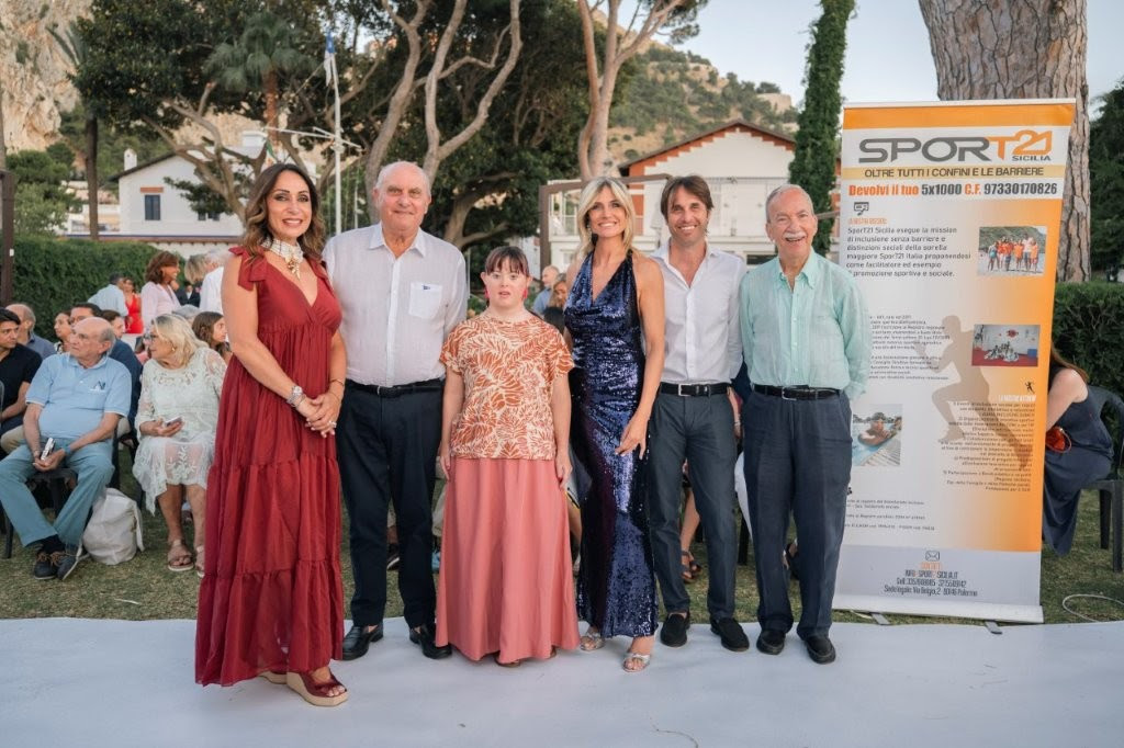 Al Circolo Lauria, moda, sport e inclusione. In passerella socie, atlete e una testimonial d’eccezione