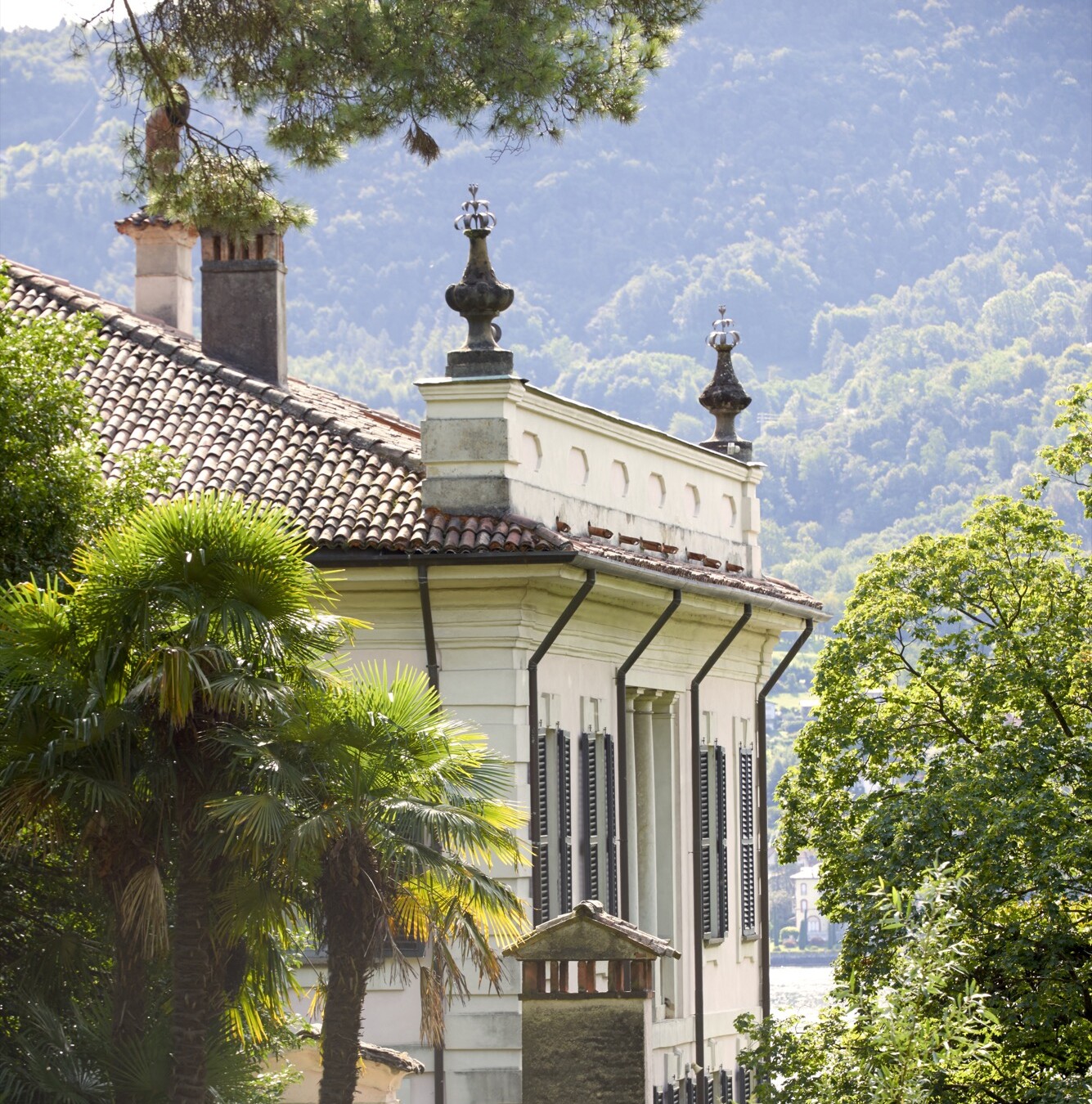 Villa Carlotta inaugurata la mostra Ritratto di Famiglia fino a 8 dicembre