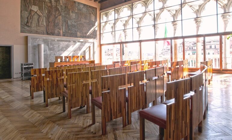 Oversound, la “passeggiata sonora” di turisti e veneziani per esplorare il rumore del turismo a Venezia