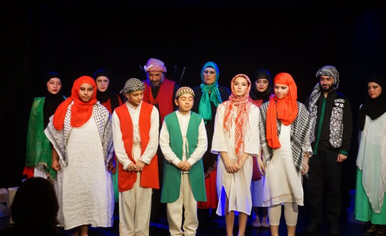 Le parole sono come pietre per ricostruire sulle macerie, sono denuncia della sofferenza, ma anche la strada per un sogno