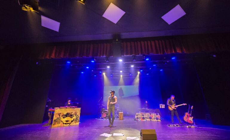 Grande successo al Teatro Sala Raffaello per la presentazione live di “ME”, il primo album di Mario Ermito