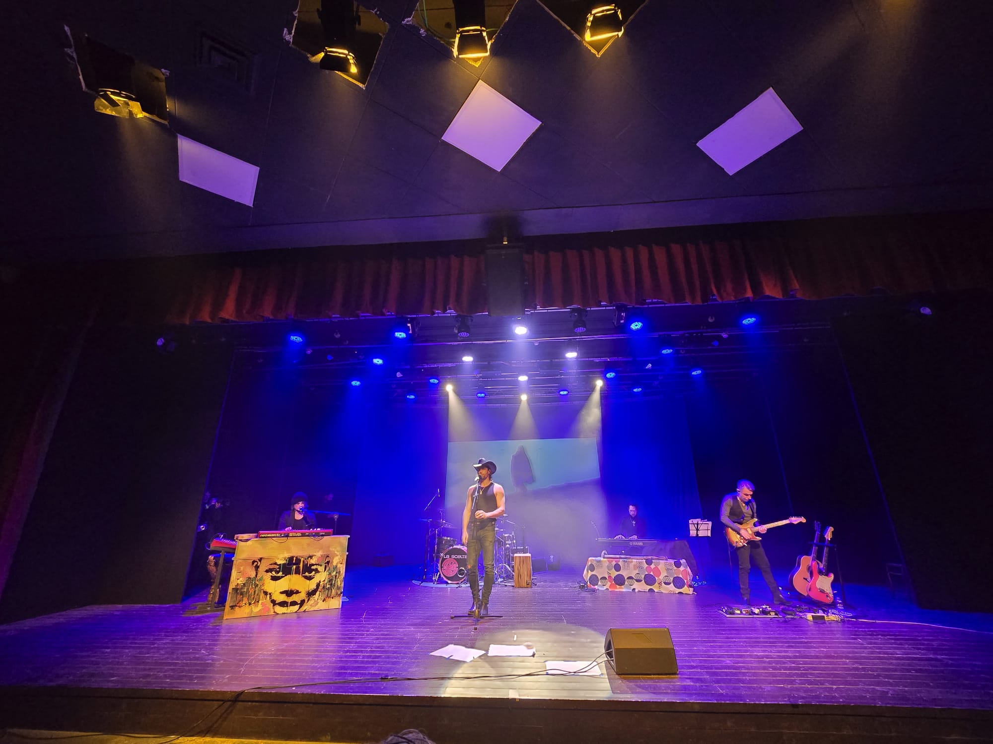 Grande successo al Teatro Sala Raffaello per la presentazione live di “ME”, il primo album di Mario Ermito