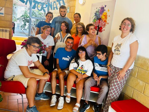 Palermo, rubato e ritrovato il pulmino dei ragazzi disabili di LAB 360: Pippo Glorioso (CNA Palermo) acquista un pulmino nuovo per il centro