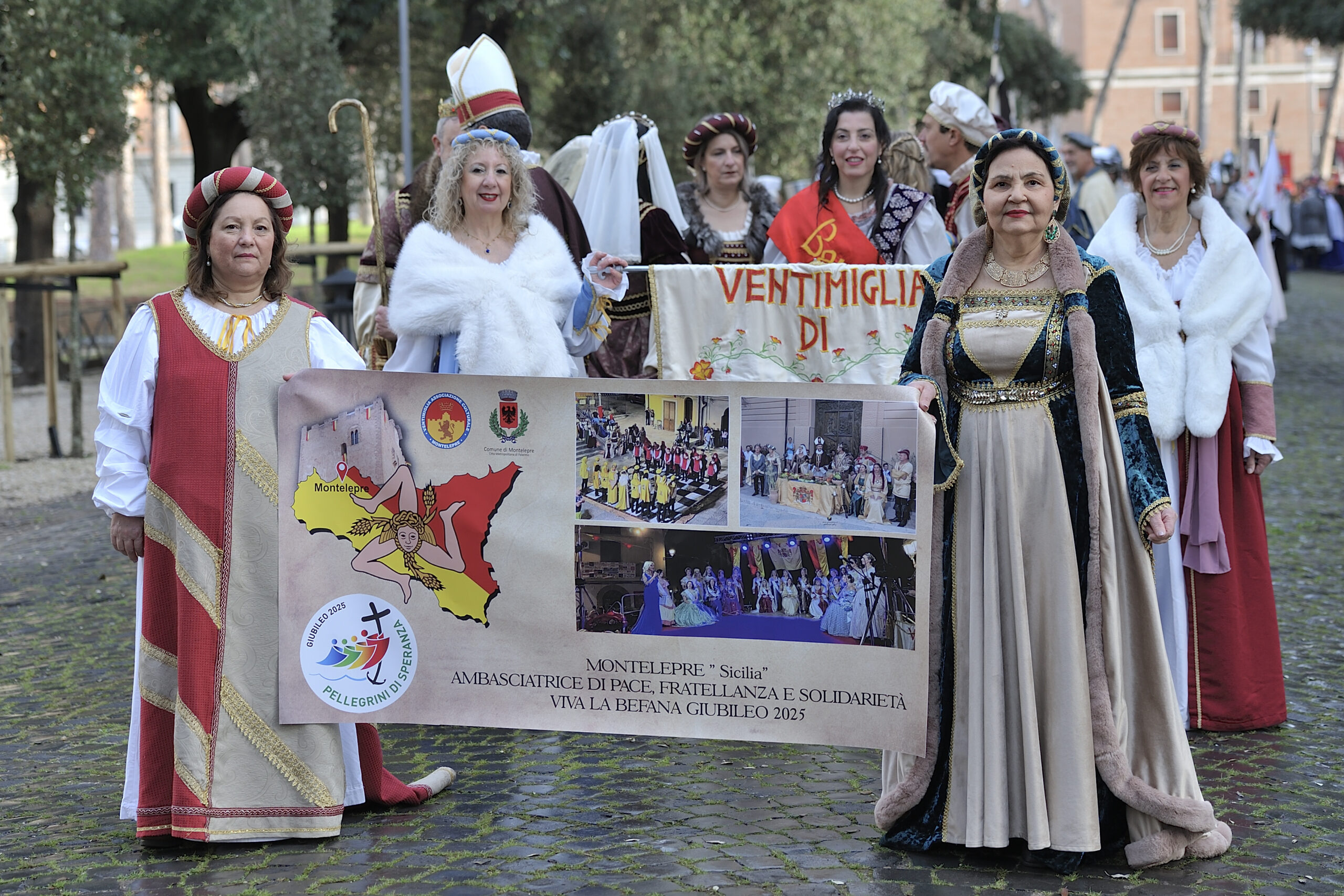 A Roma il Corteo Storico “Viva la Befana”: il Comune di Montelepre e l’Associazione Ventimiglia capofila per la Sicilia