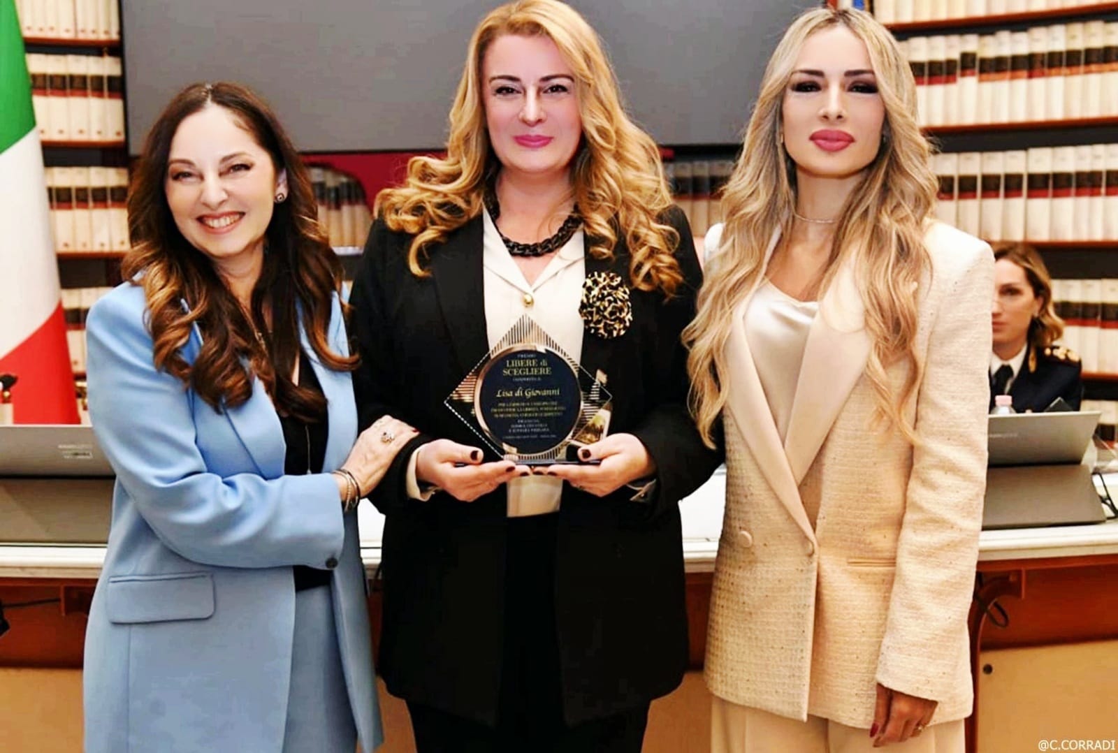 Lisa Di Giovanni premiata alla Camera dei Deputati: una vita dedicata alla cultura, al sociale e alla verità dell’informazione