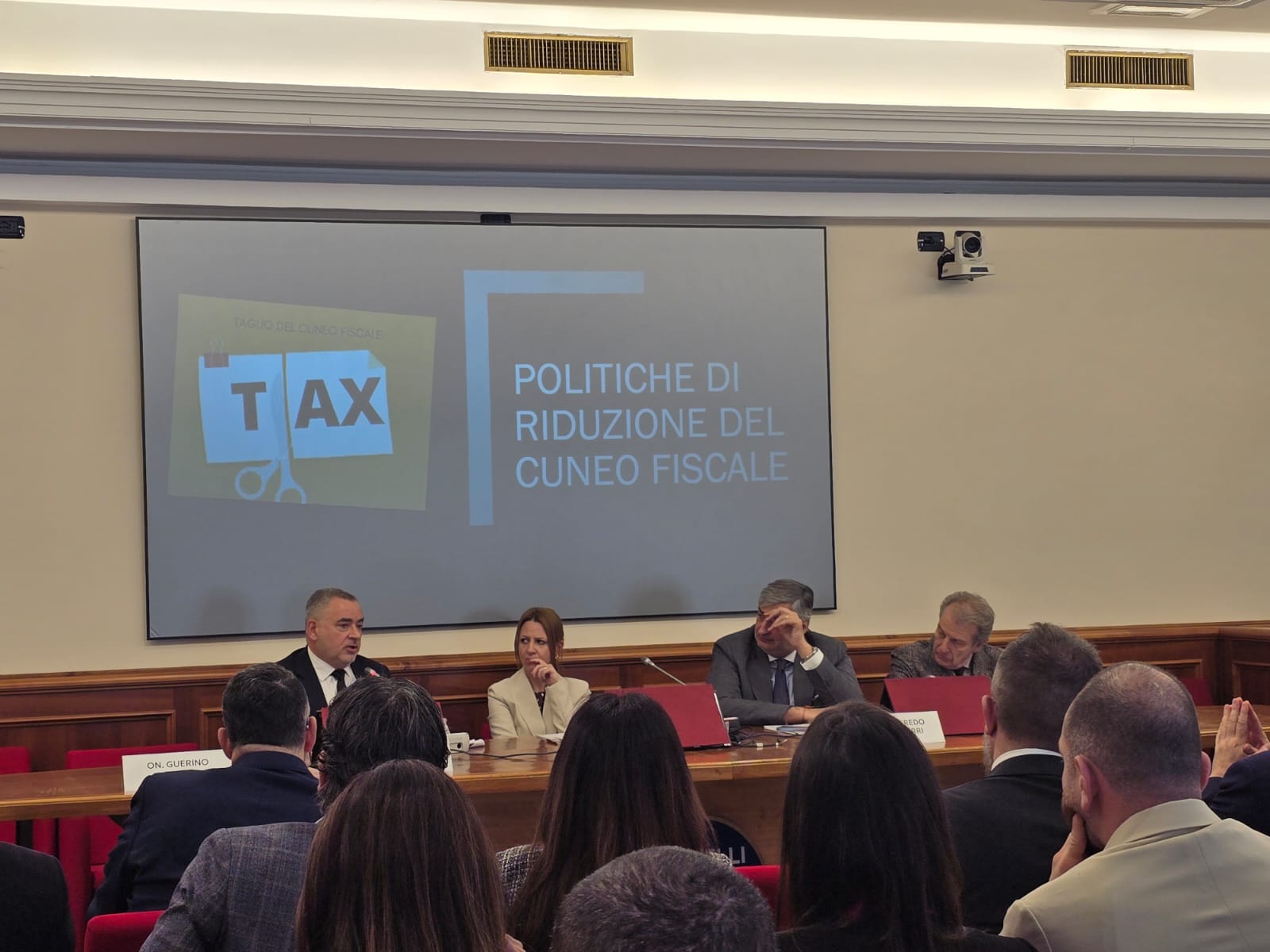 Manovra 2026 e lavoro: alla Camera il confronto su formazione e competitività