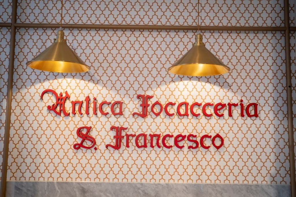 A circa 200 anni dalla sua fondazione, Antica Focacceria S. Francesco raddoppia a Palermo