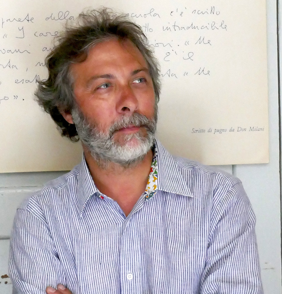 Si parla di scuola, lunedì 25 maggio, in piazzetta Bagnasco con il libro di Alex Corlazzoli