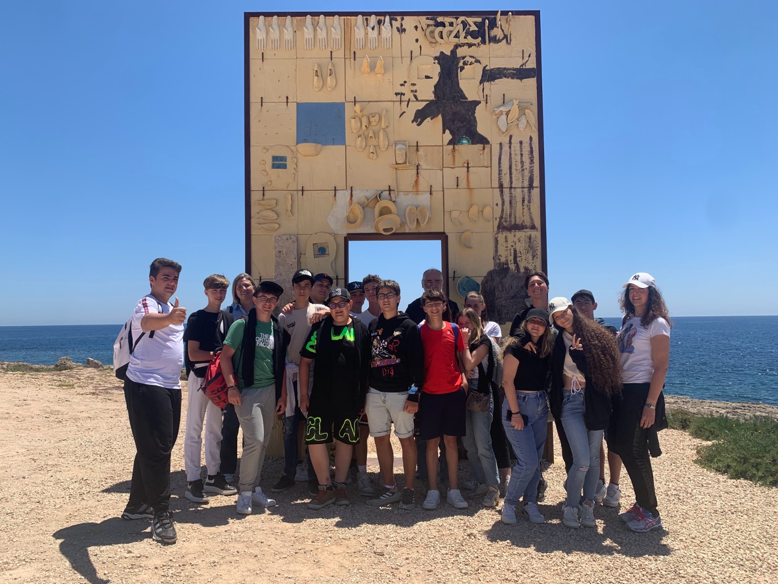 La visita di Papa Leone XIV a Lampedusa e il campo nell’Isola parlano i giovani del Gonzaga Campus