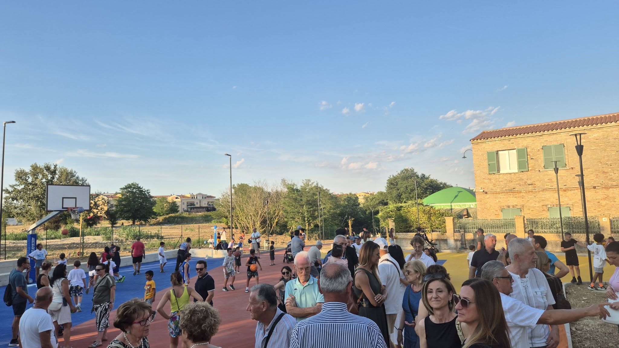 A Spoltore inaugurata la nuova Piazza Polifunzionale di Villa Raspa: una grande festa di sport e socialità per l’intera comunità
