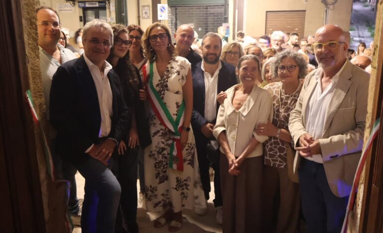 A Sambuca inaugurata la mostra permanente “(In)quietudine” di Sylvie Clavel nella Chiesa di San Calogero