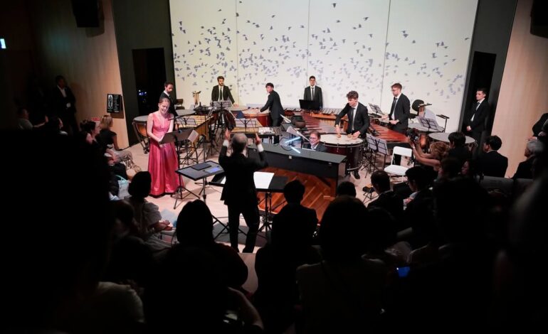 “Il suono del calore”. A Bolzano la prima europea dell’opera che fonde musica, ingegneria e produzione industriale